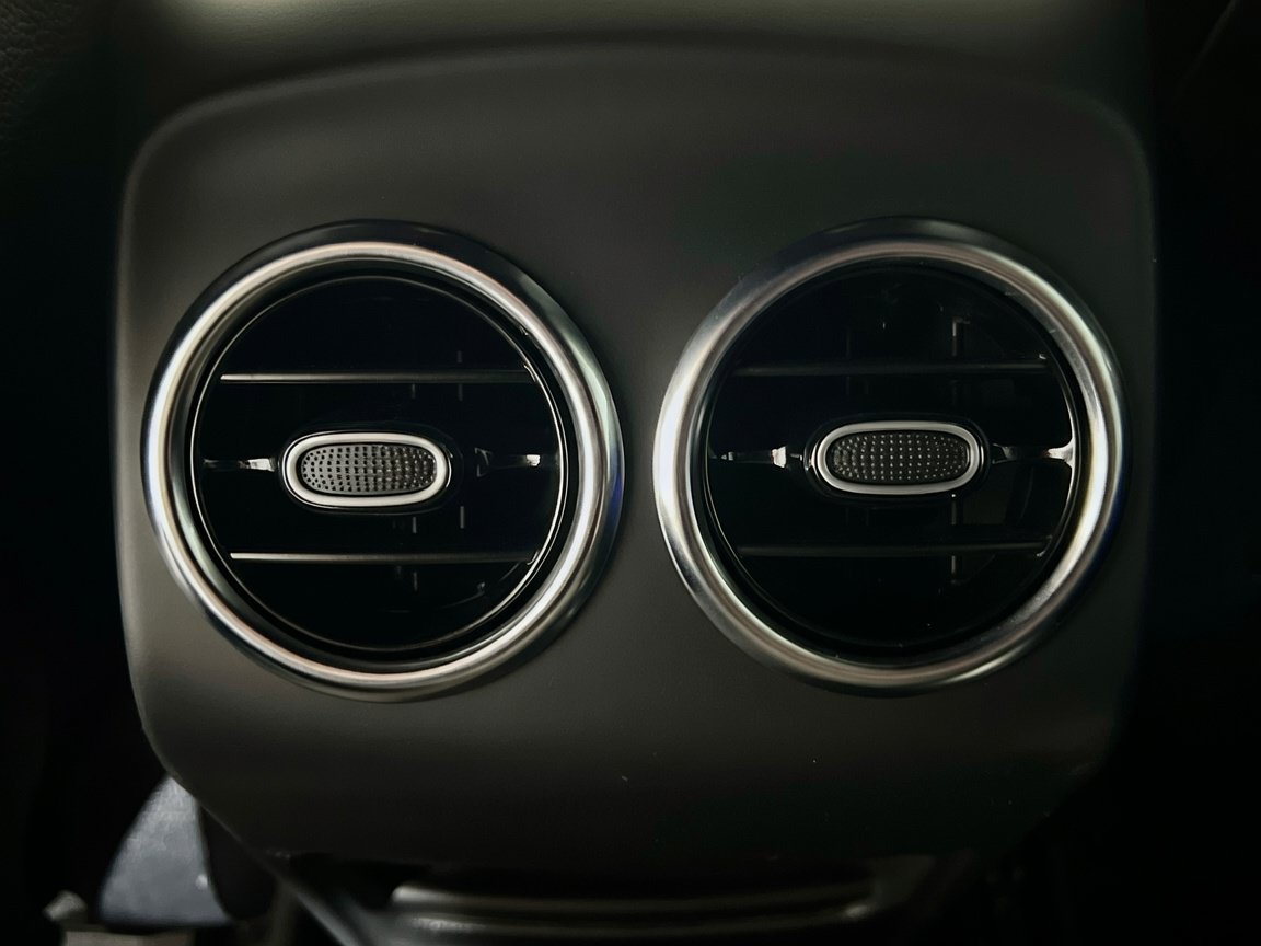 Used 2024 Mercedes-Benz GLB 250 image 16