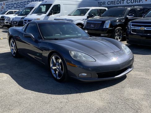 Used 2009 Chevrolet Corvette Coupe w/ Preferred Equipment Group image 7