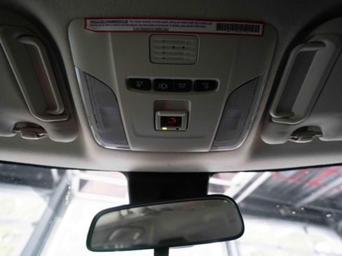 Used 2022 Toyota Corolla LE FWD image 18