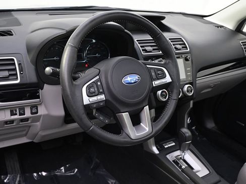 Used 2018 Subaru Forester 2.5i Limited AWD/4WD image 8