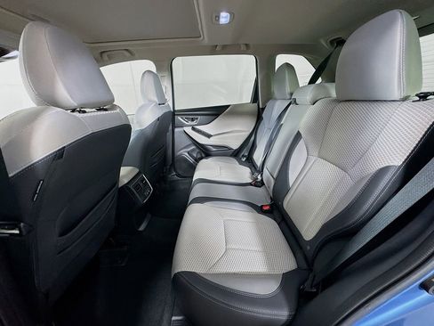 Used 2023 Subaru Forester Premium image 29