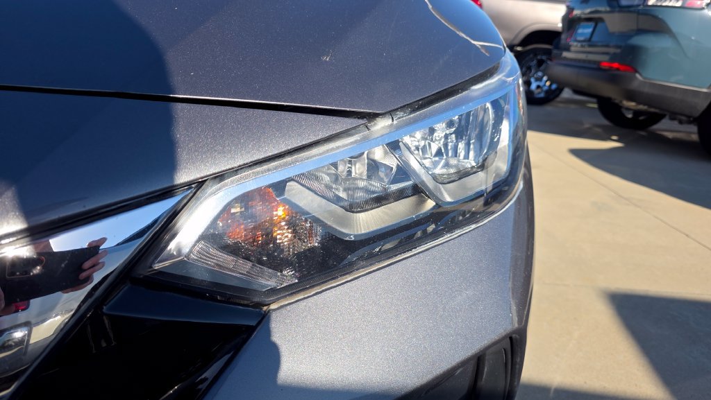 Used 2023 Nissan Sentra SV FWD image 9