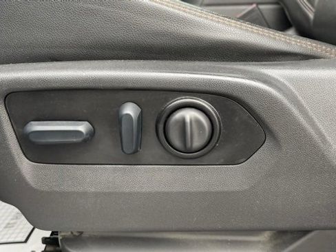 Used 2022 GMC Sierra 2500 AT4 image 9