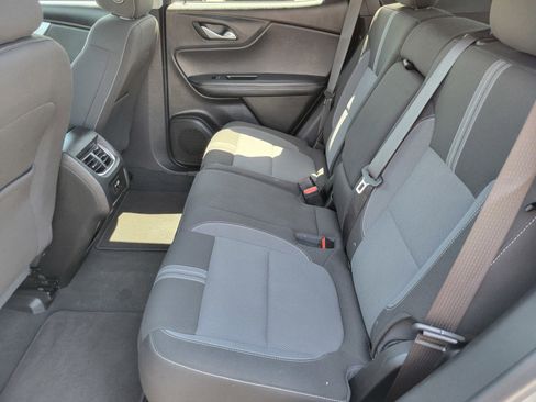 Used 2024 Chevrolet Blazer LT image 9