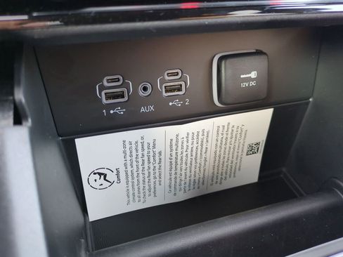 New 2025 Jeep Grand Cherokee Summit image 32