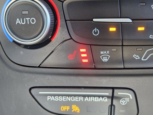 Used 2019 Ford Escape Titanium w/ U0J03 - Titanium Tow Package image 25