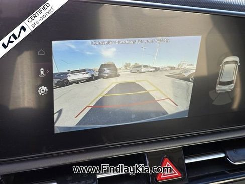 Certified 2025 Kia Niro EX Touring image 26
