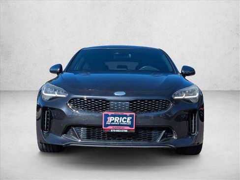 Used 2018 Kia Stinger GT RWD image 2