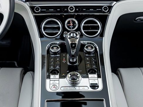 Certified 2024 Bentley Continental GT image 24