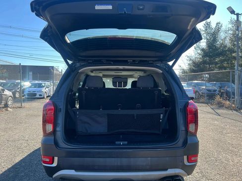 Used 2021 Hyundai Palisade SEL w/ Convenience Package image 9