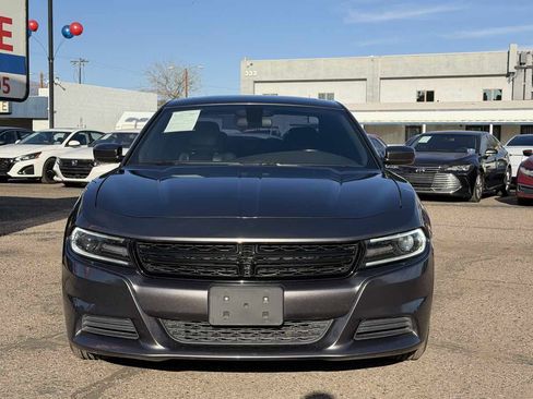 Used 2020 Dodge Charger SXT w/ Leather Interior Group image 2
