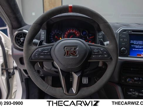 Used 2018 Nissan GT-R NISMO AWD/4WD image 60