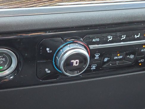 Used 2023 GMC Sierra 1500 Elevation image 27