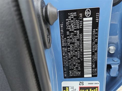 Used 2024 Toyota Camry SE image 6