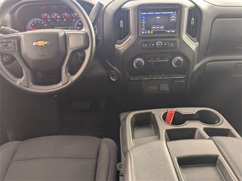 Certified 2022 Chevrolet Silverado 1500 Custom image 23