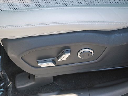 Used 2025 Hyundai Santa Fe SEL FWD image 22
