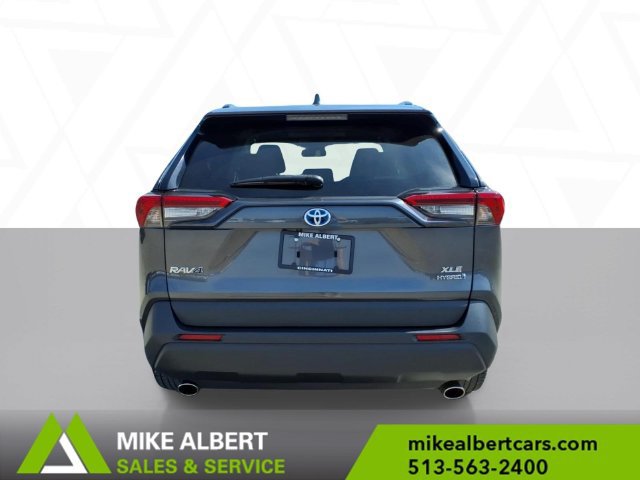 Used 2023 Toyota RAV4 XLE AWD/4WD image 6