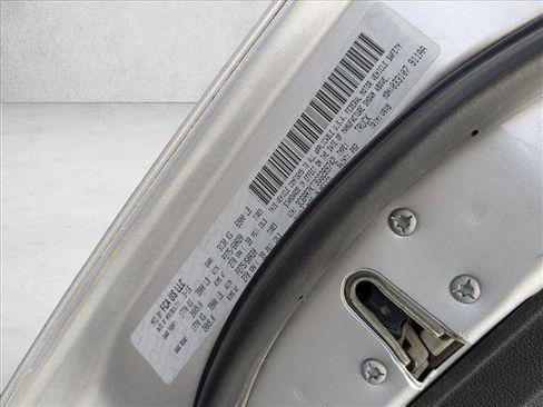 Used 2016 RAM 1500 Express image 15