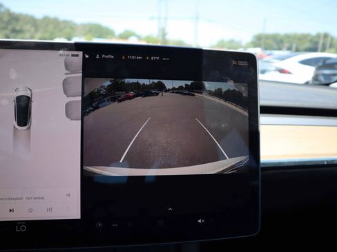 Used 2023 Tesla Model 3 Standard Range RWD image 23