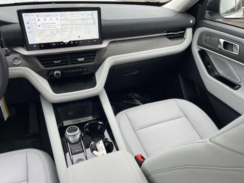 New 2026 Ford Explorer Platinum AWD/4WD image 14