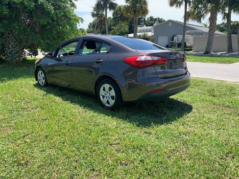Used 2015 Kia Forte LX w/ Popular Package image 7