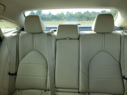 Certified 2020 Toyota Avalon Limited image 13