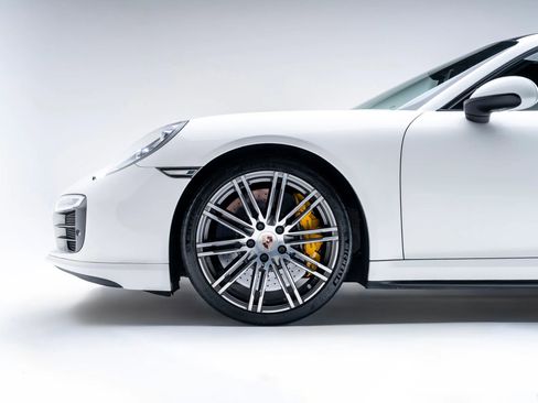Used 2014 Porsche 911 Turbo S AWD/4WD image 4