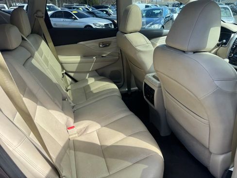 Used 2016 Nissan Murano Platinum w/ Platinum Technology Package AWD/4WD image 23
