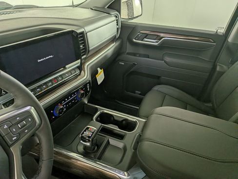 New 2026 Chevrolet Silverado 1500 LT Trail Boss w/ LT Trail Boss Premium Package AWD/4WD image 22