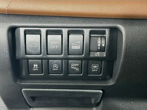Used 2019 Subaru Forester Touring w/ Popular Package #3 AWD/4WD image 17