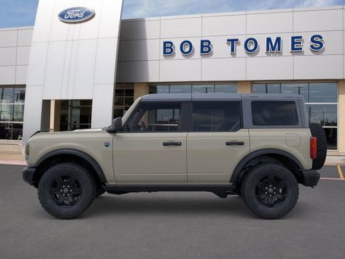 New 2025 Ford Bronco Big Bend w/ Black Diamond Package image 3