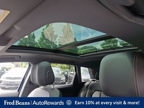 Used 2023 Audi Q4 e-tron Premium Plus w/ Premium Plus AWD/4WD image 19
