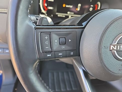 Used 2022 Nissan Pathfinder Platinum image 21