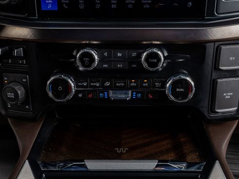 Used 2024 Ford F250 King Ranch w/ Chrome Package image 26