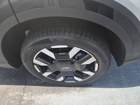 New 2027 Kia Telluride S FWD image 21