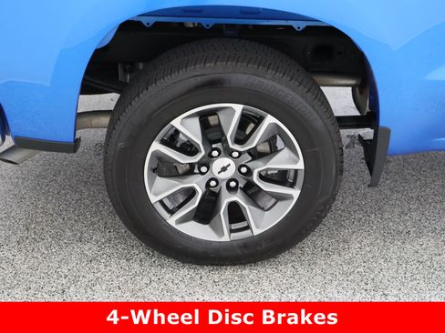 Used 2025 Chevrolet Silverado 1500 LT w/ Leather Package image 6