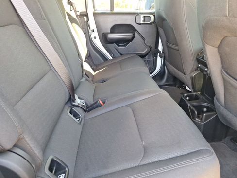 Used 2020 Jeep Gladiator Sport w/ Quick Order Package 24S image 33