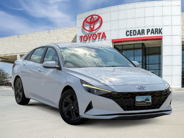 Used 2023 Hyundai Elantra Blue FWD image 1