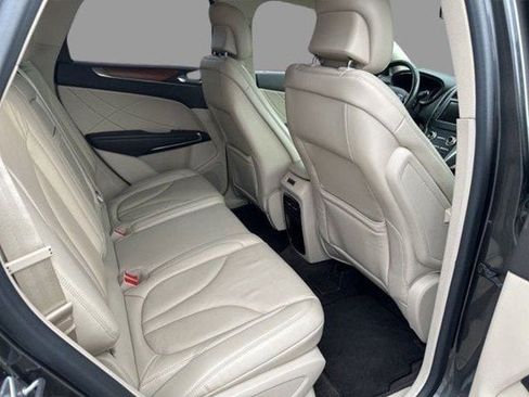Used 2017 Lincoln MKC Select w/ Select Plus Package image 10