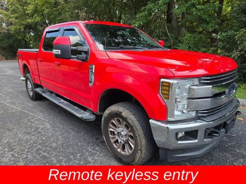 Used 2018 Ford F250 Lariat w/ Lariat Value Package AWD/4WD image 3