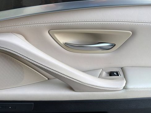 Used 2014 BMW 528i Sedan image 21