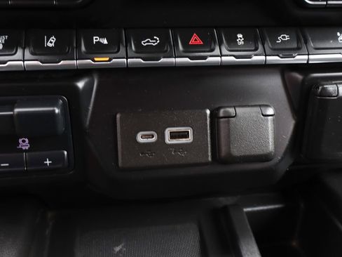 Used 2022 Chevrolet Silverado 3500 High Country w/ Safety Package II AWD/4WD image 45