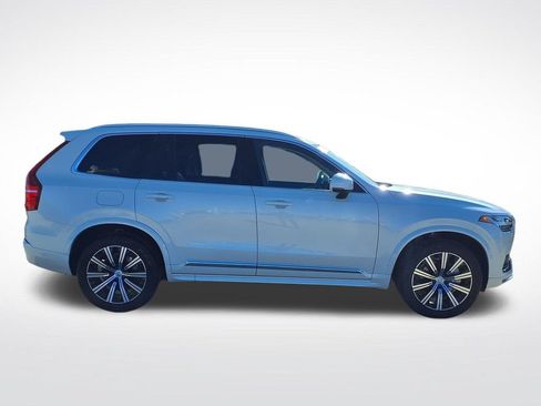 Used 2025 Volvo XC90 B5 Core w/ Protection Package AWD/4WD image 9