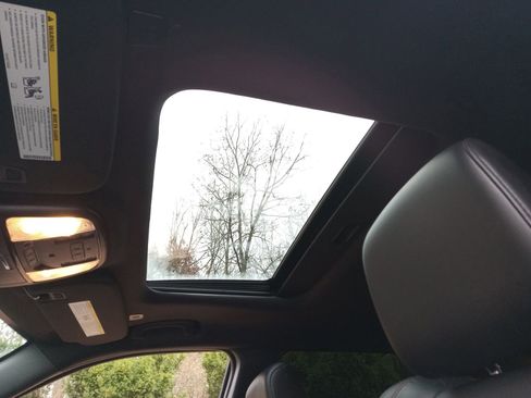 Used 2023 Dodge Durango R/T image 12