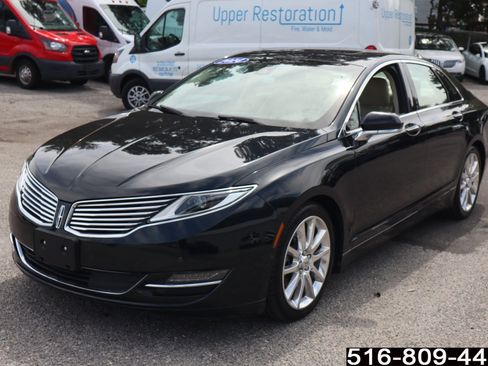 Used 2014 Lincoln MKZ AWD w/ Equipment Group 102A Reserve image 10