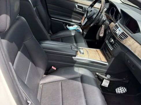 Used 2014 Mercedes-Benz E 350 Sedan image 5