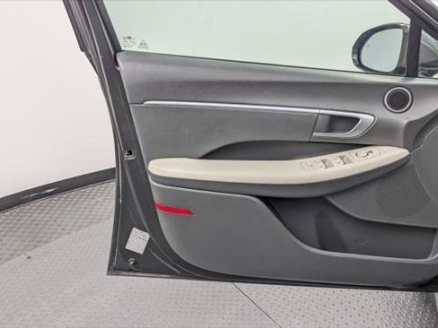 Used 2025 Hyundai Sonata SEL FWD image 13