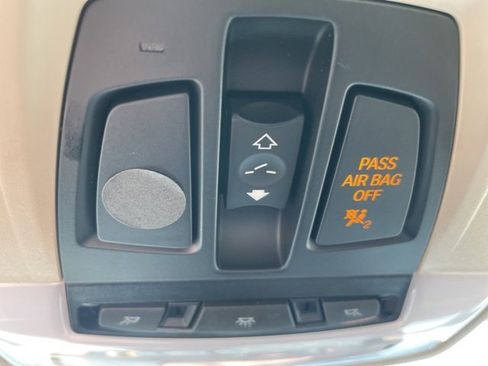 Used 2014 BMW 320i Sedan image 15