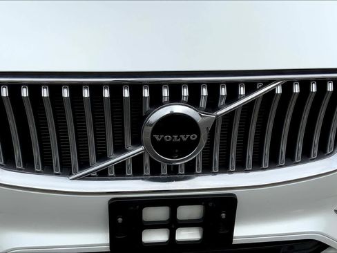 Used 2020 Volvo XC90 T6 Inscription w/ Protection Package image 26