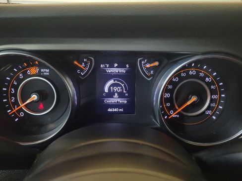 Used 2018 Jeep Wrangler Unlimited Sport AWD/4WD image 23